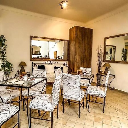 Central 9 Rooms Ermoupoli Exterior photo