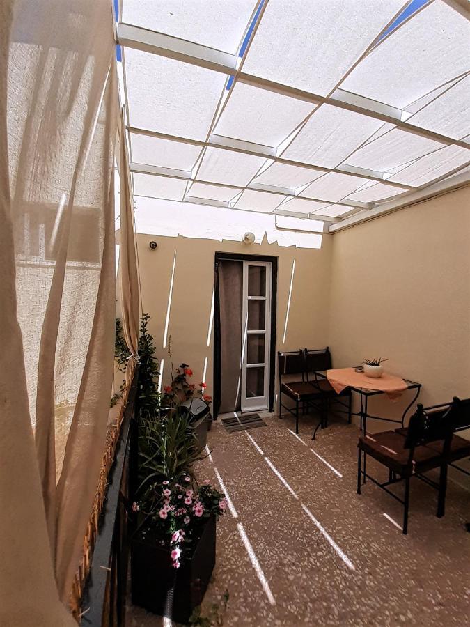 Central 9 Rooms Ermoupoli Exterior photo