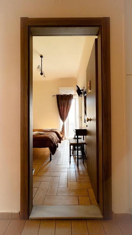 Central 9 Rooms Ermoupoli Exterior photo